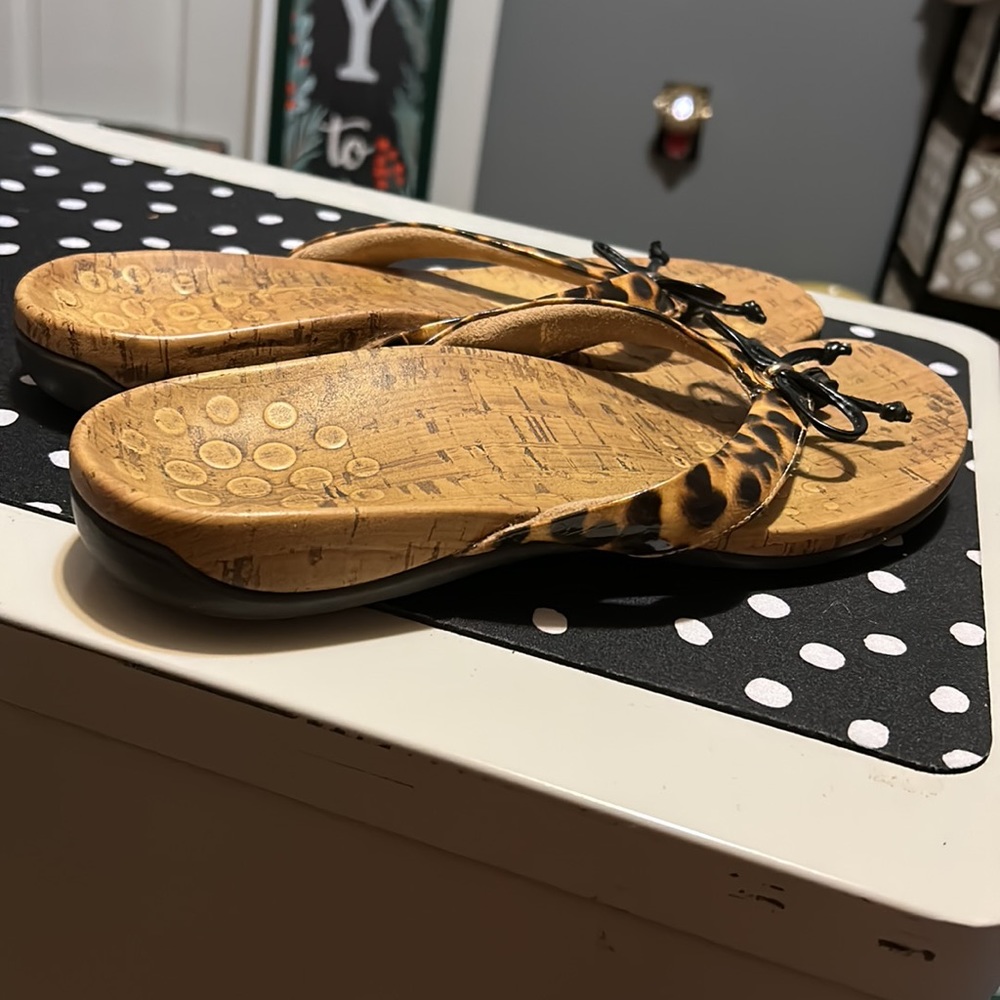 Gently Loved Vionic Flip Flops - image 2